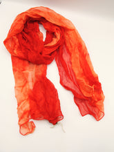 Carica l'immagine nel visualizzatore di Gallery, Sciarpa media 100% Seta, 15 varianti, EDIZIONE LIMITATA, Tintura Naturale