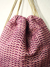 Carica l'immagine nel visualizzatore di Gallery, Zainetto a sacca in Tessuto, 6 Colori, Tintura Naturale