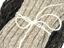 Carica l'immagine nel visualizzatore di Gallery, Calzettoni in Lana rustica di pecora Sarda, Taglia S e M (EUR 35-38, 39-42)
