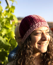 Carica l'immagine nel visualizzatore di Gallery, Cappello fatto a mano 100% Lana, 7 Modelli, Tintura naturale