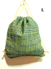 Carica l'immagine nel visualizzatore di Gallery, Zainetto a sacca in Tessuto, 6 Colori, Tintura Naturale