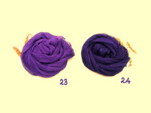 Carica l'immagine nel visualizzatore di Gallery, Sciarpa media 100% Seta, 19 varianti, Tintura Naturale