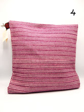 Carica l'immagine nel visualizzatore di Gallery, Cuscino d'arredamento, tessitura bisaccia, 4 varianti, Tintura Naturale