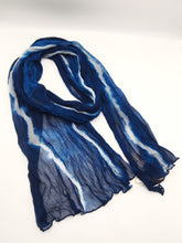 Carica l'immagine nel visualizzatore di Gallery, Stola/Sciarpa grande 100% Seta, 16 tonalità, Tintura Naturale