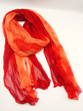 Carica l'immagine nel visualizzatore di Gallery, Stola/Sciarpa grande 100% Seta, 16 tonalità, Tintura Naturale