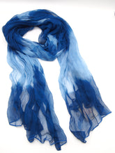 Carica l'immagine nel visualizzatore di Gallery, Sciarpa media 100% Seta, 19 varianti, Tintura Naturale