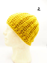 Carica l'immagine nel visualizzatore di Gallery, Cappello fatto a mano 100% Lana, 7 Modelli, Tintura naturale