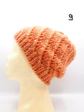 Carica l'immagine nel visualizzatore di Gallery, Cappello fatto a mano 100% Lana, 7 Modelli, Tintura naturale