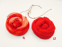 Carica l'immagine nel visualizzatore di Gallery, Stola/Sciarpa grande 100% Seta, 16 tonalità, Tintura Naturale