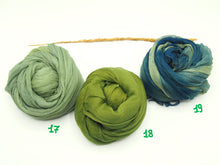 Carica l'immagine nel visualizzatore di Gallery, Stola/Sciarpa grande 100% Seta, 16 tonalità, Tintura Naturale