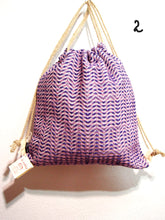 Carica l'immagine nel visualizzatore di Gallery, Zainetto a sacca in Tessuto, 6 Colori, Tintura Naturale