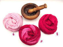 Carica l'immagine nel visualizzatore di Gallery, Stola/Sciarpa grande 100% Seta, 16 tonalità, Tintura Naturale