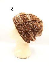 Carica l'immagine nel visualizzatore di Gallery, Cappello fatto a mano 100% Lana, 15 varianti, Tintura naturale