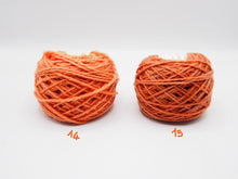 Load image into Gallery viewer, Ball of 100% Merino Wool &quot;Sogno&quot;, 17 shades, Natural Dye
