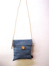 Lade das Bild in den Galerie-Viewer, Borsa a tracolla in Tessuto, 2 varianti, Tintura Naturale

