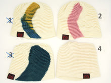 Load image into Gallery viewer, Adult beanie 100% Merinos Wool, 23 Shades, Natural Dye
