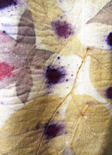 Load image into Gallery viewer, Large Stole Ecoprint 100% Fresh Wool, Natural Dye
