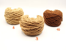 Load image into Gallery viewer, Ball of 100% Merino Wool &quot;Sogno&quot;, 17 shades, Natural Dye
