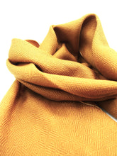 Carica l'immagine nel visualizzatore di Gallery, Sciarpa 100% Lana Merino, 12 colori, Tintura Naturale
