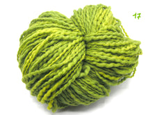 Carica l&#39;immagine nel visualizzatore di Gallery, Matassa 100% Lana italiana (250 gr.), 18 colori, Tintura Naturale
