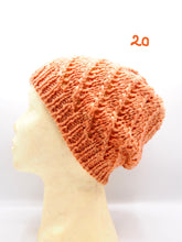 Carica l&#39;immagine nel visualizzatore di Gallery, Cappello fatto a mano 100%Lana, 15 Modelli, Tintura naturale
