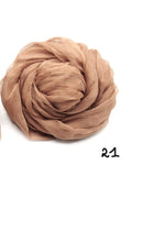 Carica l'immagine nel visualizzatore di Gallery, Sciarpa media 100% Seta, 21 colori, Tintura Naturale
