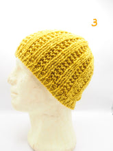 Carica l&#39;immagine nel visualizzatore di Gallery, Cappello fatto a mano 100% Lana, 13 Modelli, Tintura naturale
