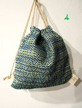 Carica l&#39;immagine nel visualizzatore di Gallery, Zainetto a sacca in Tessuto, 4 varianti, Tintura Naturale
