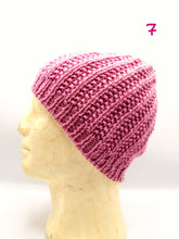 Carica l&#39;immagine nel visualizzatore di Gallery, Cappello fatto a mano 100% Lana, 13 Modelli, Tintura naturale
